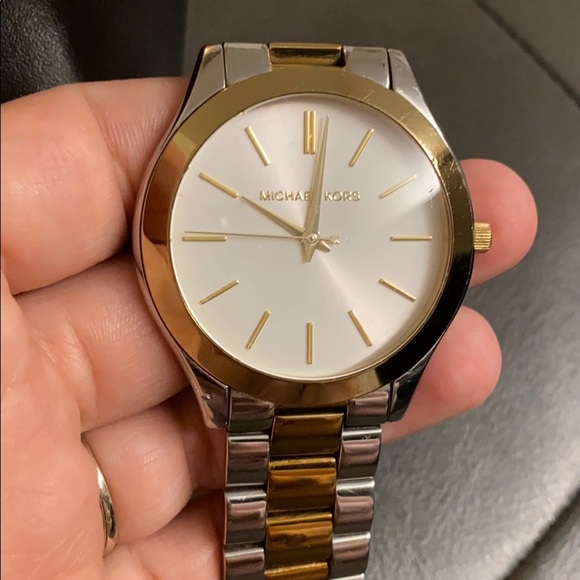 Michael Kors women two tone watch - Picture 6 of 9